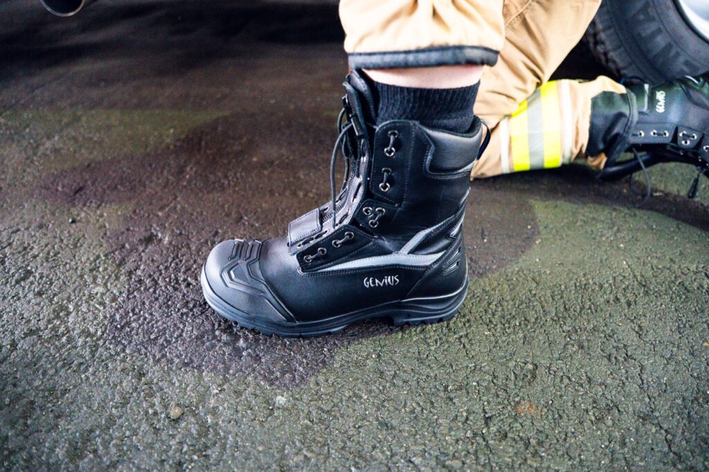 Genius-Stiefel im Einsatz an der Fahrzeugfront